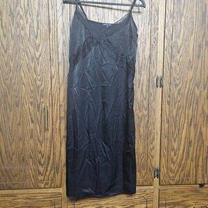 Heart & Hips Black slip Long Nightgown size small
